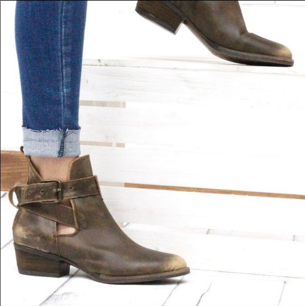Very Volatile “Fiery” Western Ankle Boots